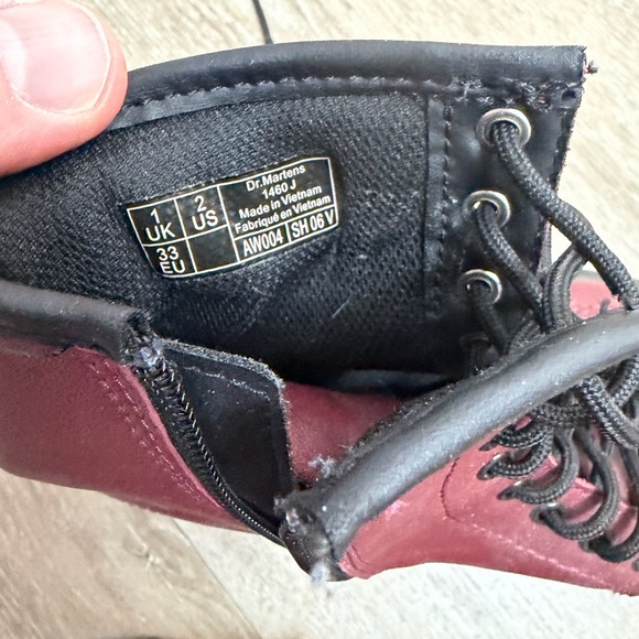 Dr. Martens kids boots minimum wear - Picture 6 of 16
